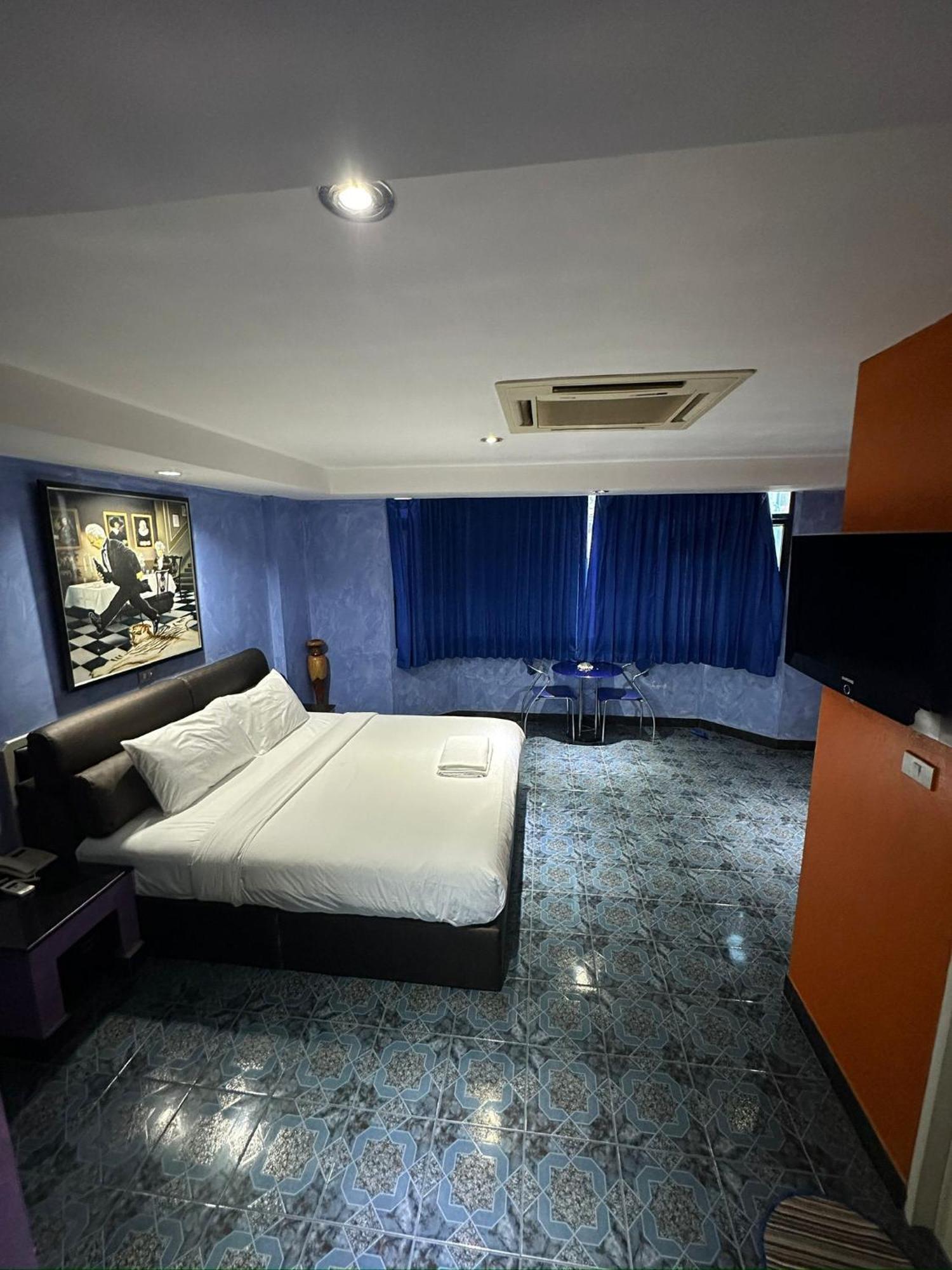 Koenig Hotel Pattaya Near Walking Street المظهر الخارجي الصورة